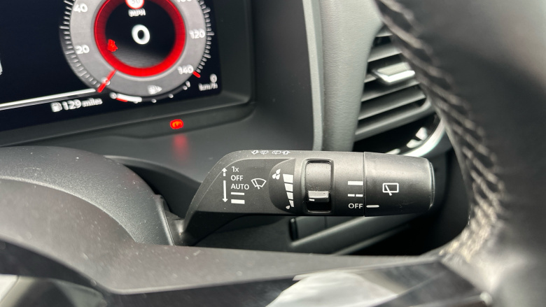 Nissan Qashqai 1.3 DiG-T MH N-Connecta 5dr Petrol Hatchback